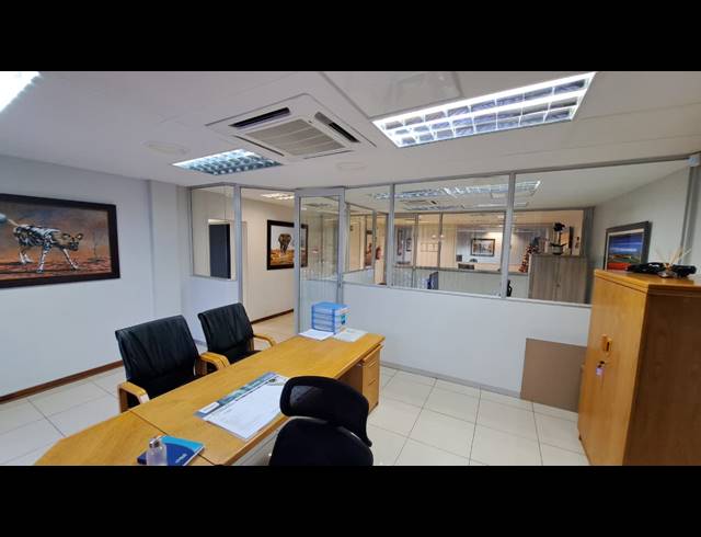 189M² BUSINESS TO LET IN EMPANGENI CENTRAL
